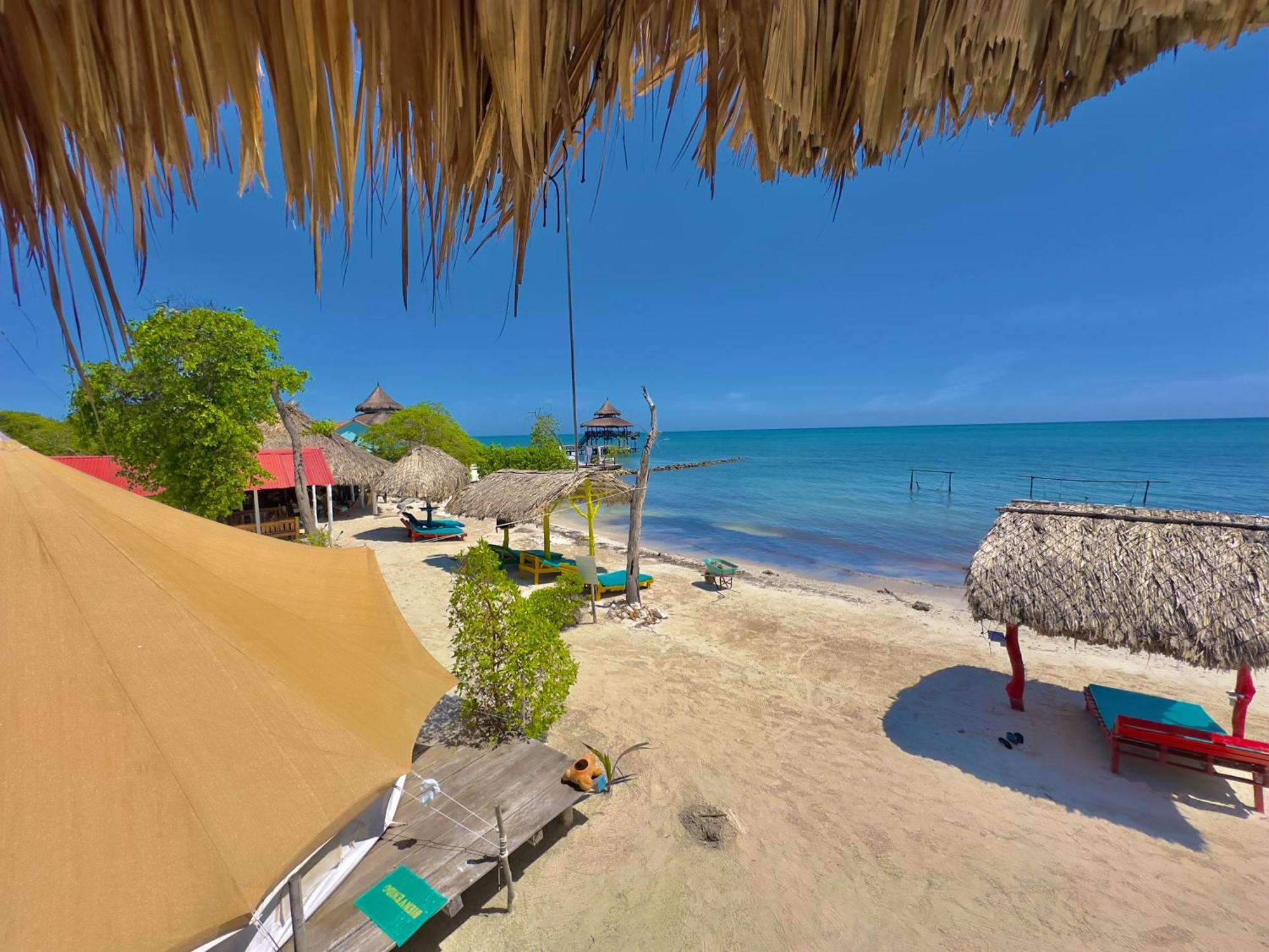 Tintipán Ashram Hostel&Glamping Tintipan Island Esterno foto